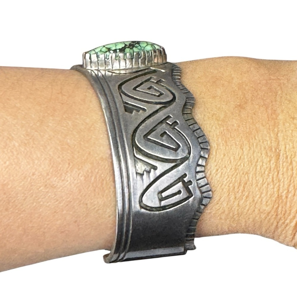 Vintage JB Sterling Silver Cuff Bracelet - Native American Design with Turquoise - Picture 8 of 9
